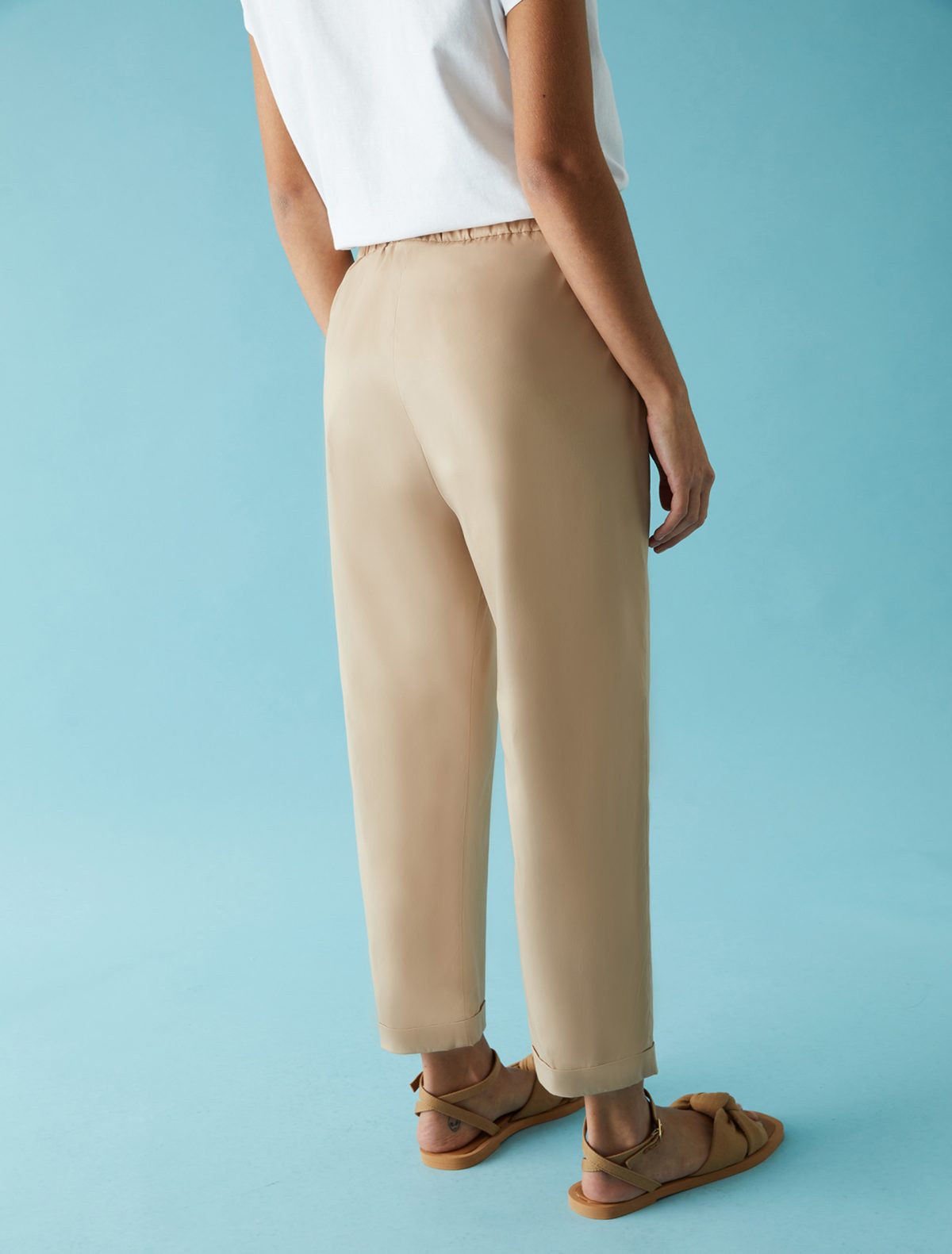Pantaloni donna semiaderenti-c-razza